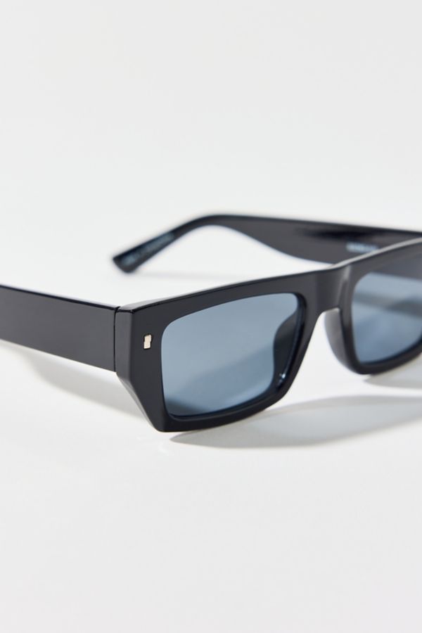 Slide View: 3: UO Essential Plastic Flat-Top Sunglasses