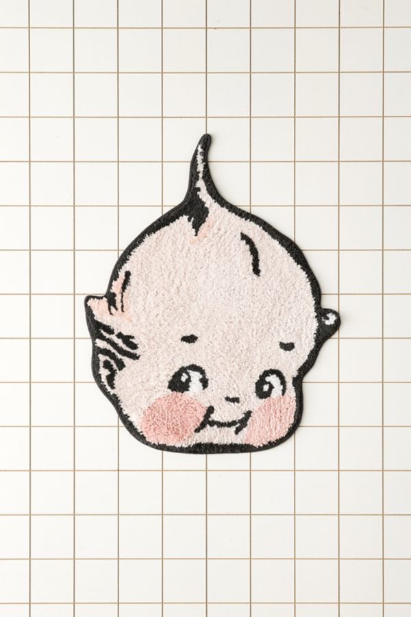 Slide View: 2: Kewpie UO Exclusive Cherub Shaped Tufted Bath Mat