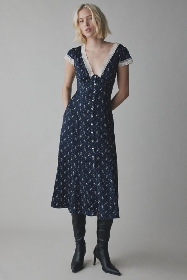 Slide View: 1: Kimchi Blue Faye Lace Trim Button-Down Midi Dress