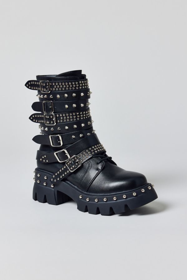 Slide View: 3: Azalea Wag Winola Studded Boot