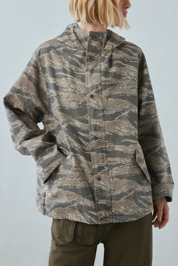 Slide View: 4: Veste Utilitaire Cammy Camo Shell BDG