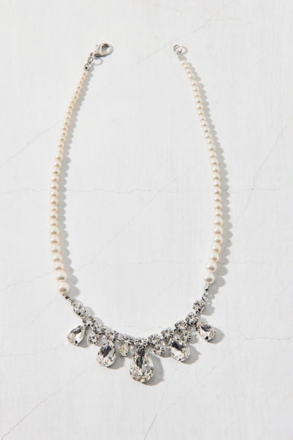 Slide View: 3: Becca Gem Pearl Necklace