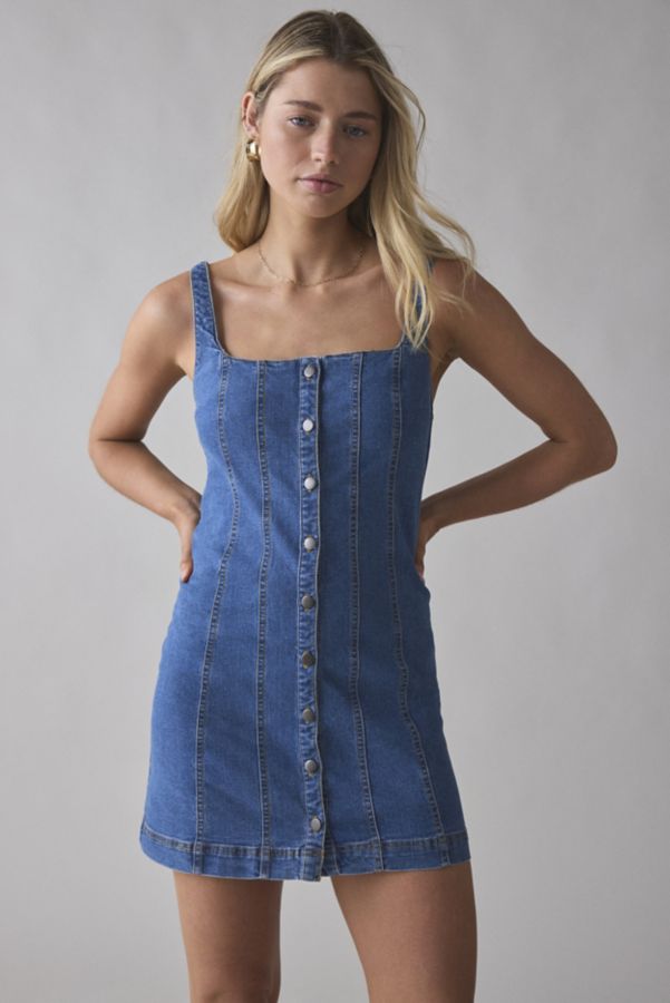 Slide View: 4: BDG Isla Denim Button-Front Shift Mini Dress