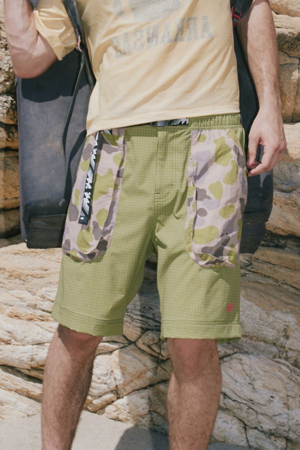 Slide View: 1: Without Walls Paneled Nylon Trail Utility Short