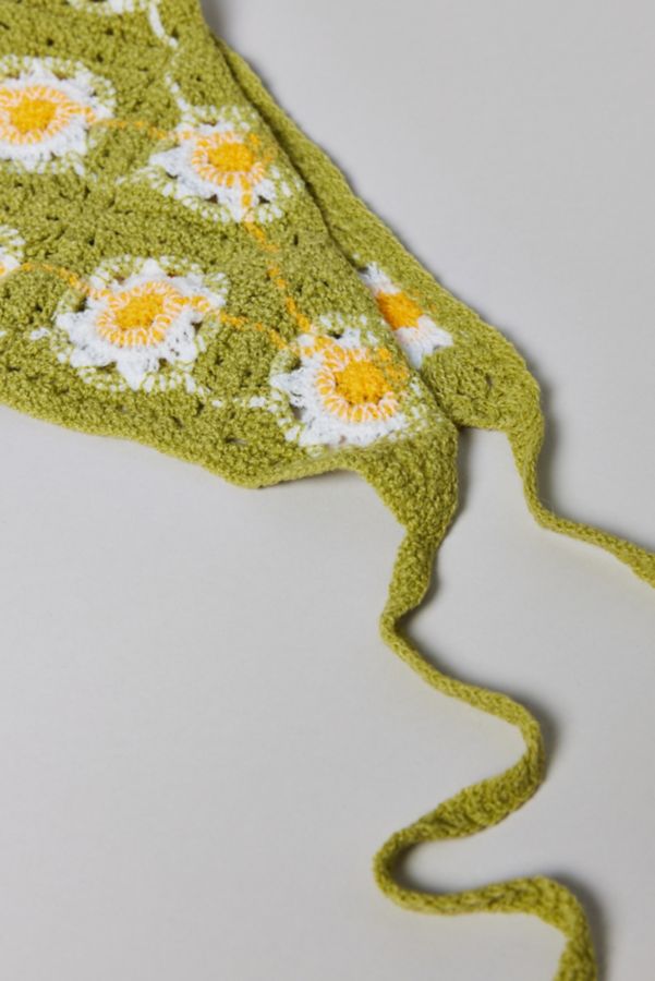 Slide View: 3: Daisy Tie Crochet Headscarf