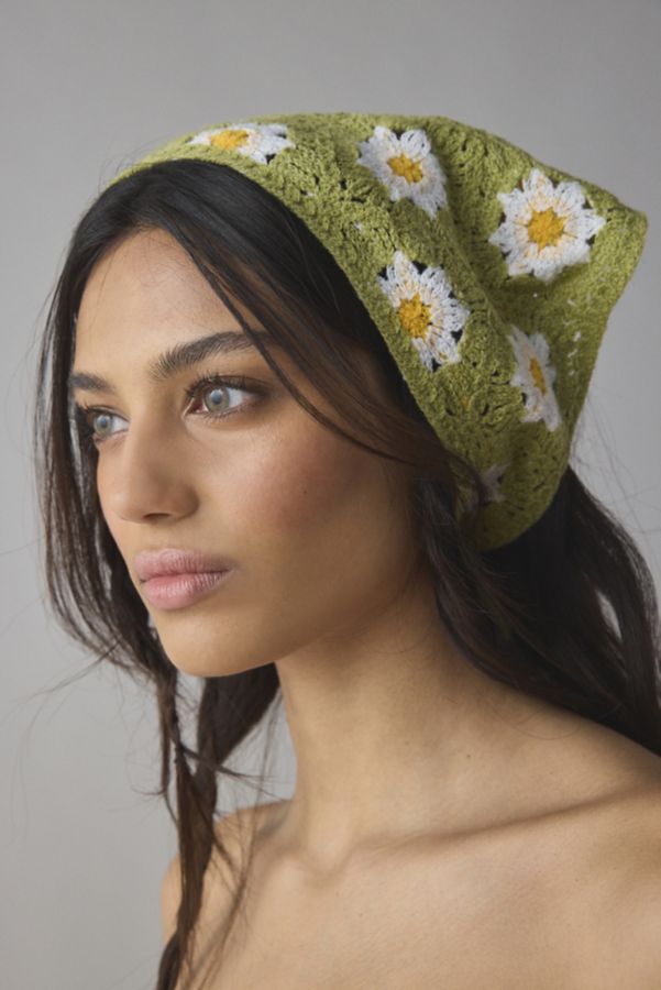 Slide View: 1: Daisy Tie Crochet Headscarf