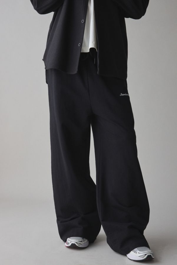 Slide View: 1: Standard Cloth Relaxed Fit Open Hem Wide Leg Sweatpant