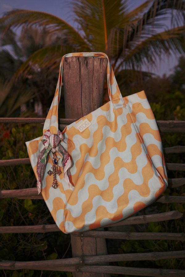 Slide View: 1: BDG Resort Striped Tote Bag