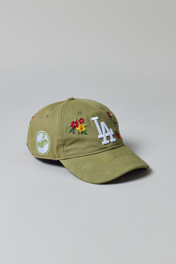 Slide View: 2: Pro Standard LA Dodgers Floral Embordered Baseball Hat