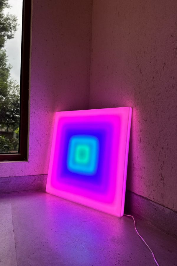 Slide View: 1: Echo Neon REVE Wall Light