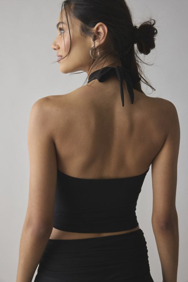 Slide View: 2: UO Summer O-Ring Y-Neck Cropped Halter Top