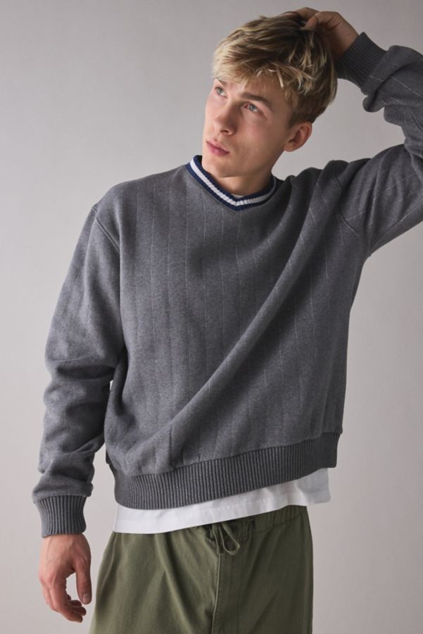 Slide View: 1: UO Marty Prep V-Neck Sweatshirt