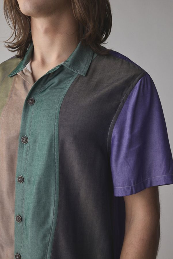 Slide View: 5: FRIED RICE Paneled Short Sleeve Shirt