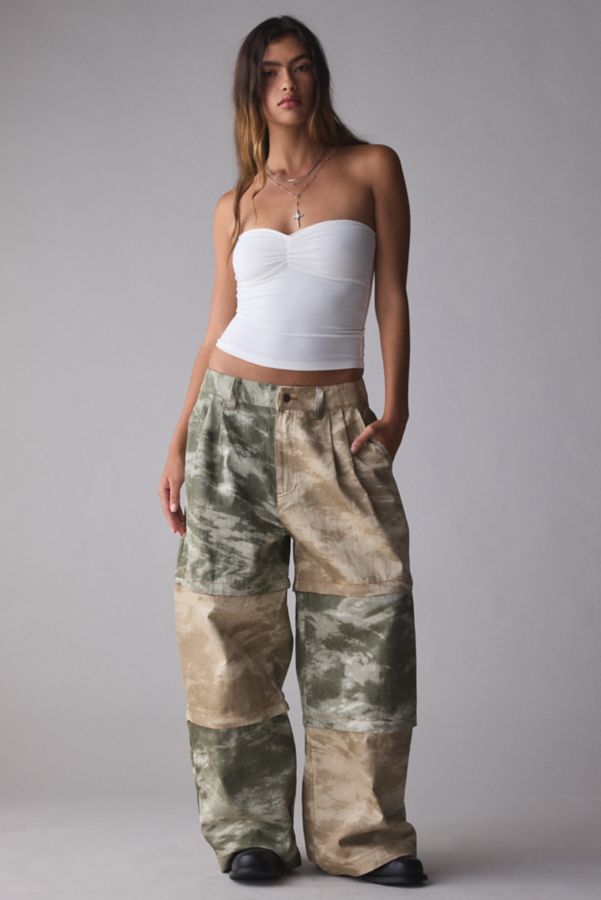 Slide View: 1: Pantalon Ample Camouflage Bloqué FRIED RICE