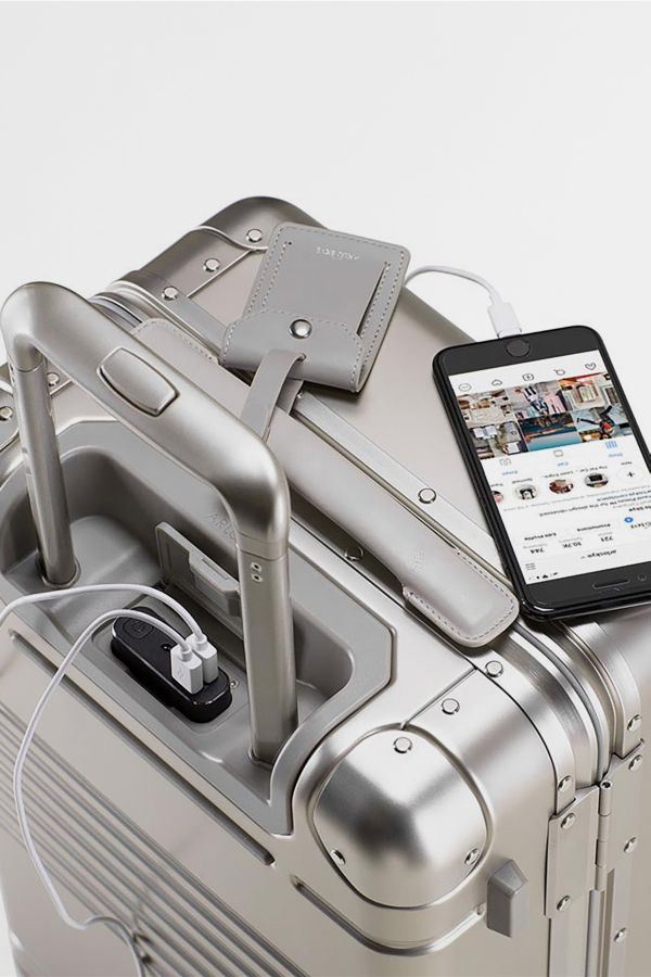 Slide View: 4: Arlo Skye The Frame Carry-On Max