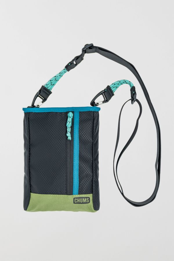 Slide View: 1: Chums Indio Sling Bag