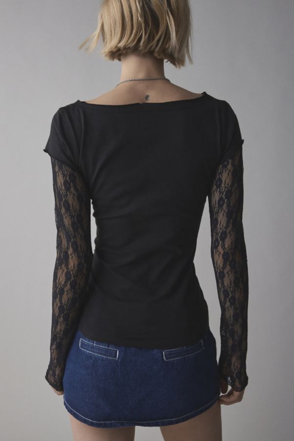 Slide View: 4: BDG Sloane Lace Layered Twofer Long Sleeve Tee