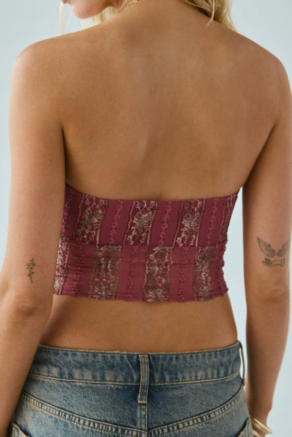 Slide View: 4: Urban Renewal Remnants Twist-Front Lace Tube Top