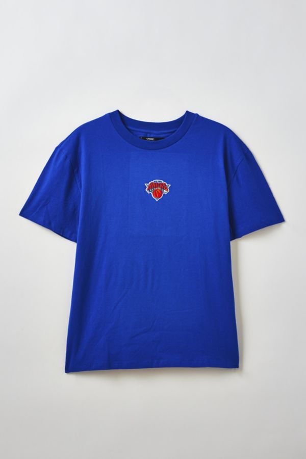 Slide View: 1: Pro Standard UO Exclusive NBA New York Knicks Graphic Tee