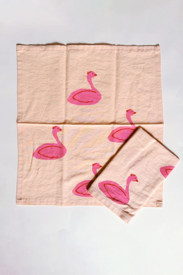 Slide View: 2: Julie Peach Block Printed Swans Napkin Set