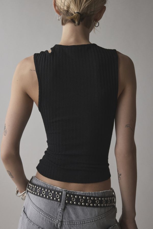 Slide View: 2: UO Cleo Asymmetrical Cutout Cropped Tank Top