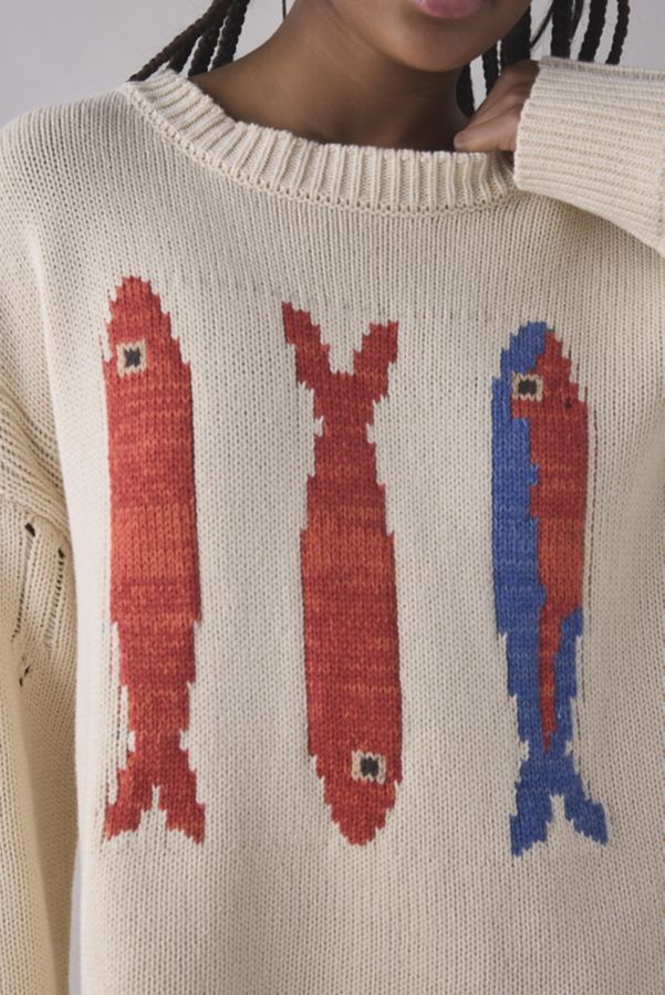 Slide View: 2: BDG Kurt Fish Graphic Distressed Sweater