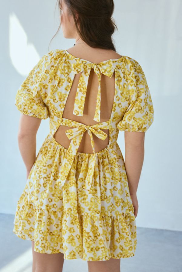 Slide View: 2: Glamorous Daisy Floral Tie-Back Mini Dress