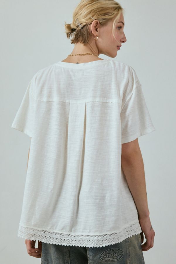 Slide View: 4: Kimchi Blue Stormi Lace-Trim Peasant Tee