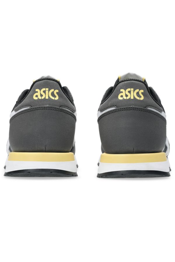 Slide View: 5: ASICS Tiger Runner II Sportstyle Sneakers