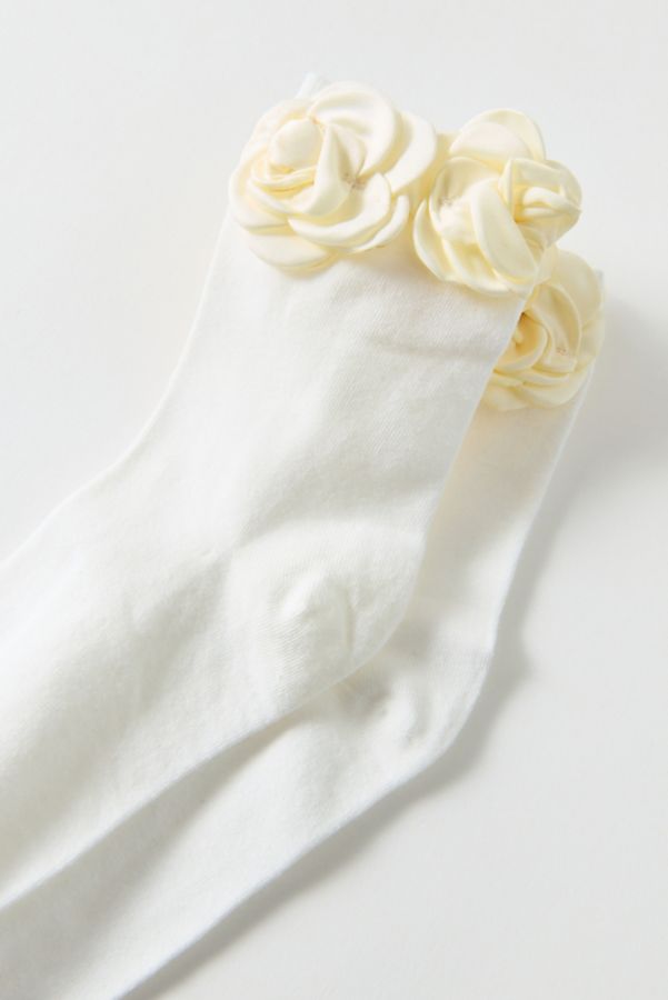 Slide View: 3: 3D Satin Rosette Crew Sock