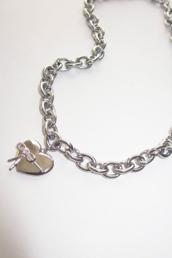 Slide View: 3: RIMOR The Bow Heart Chain Choker