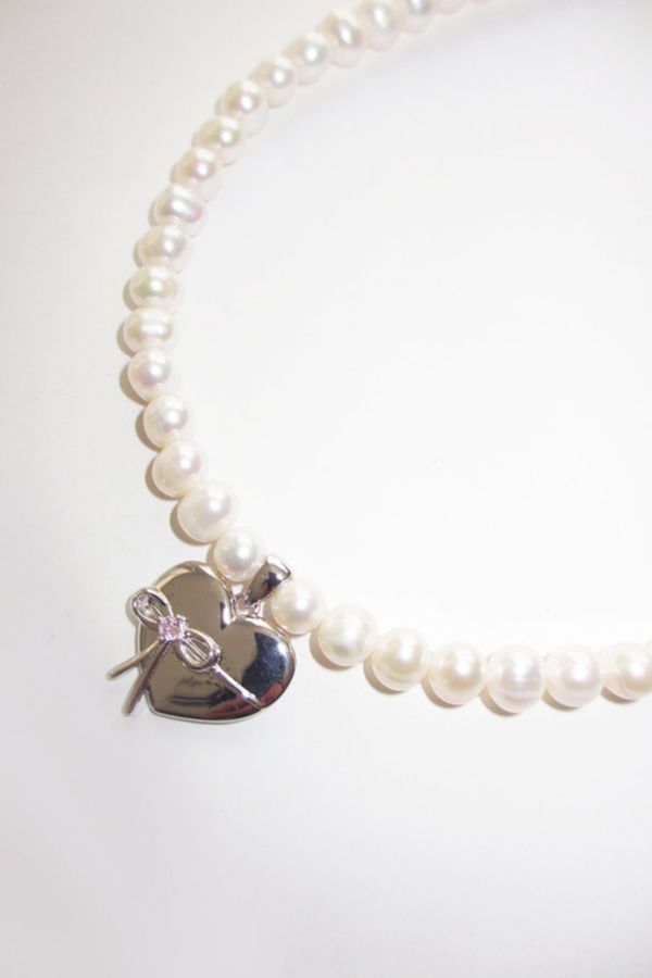 Slide View: 1: RIMOR The Bow Heart Pearl Choker