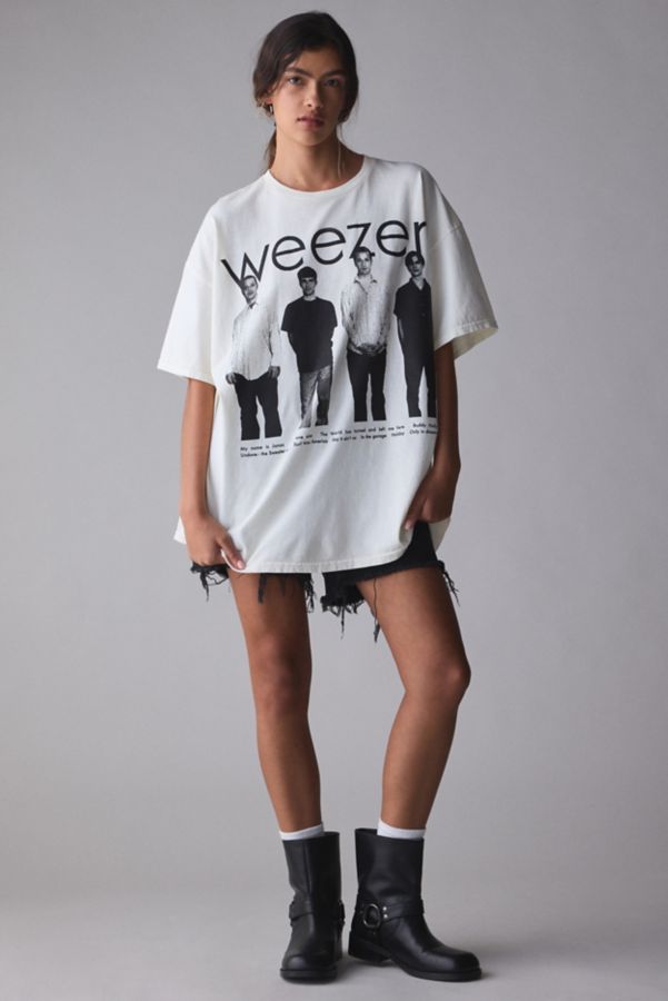 Slide View: 2: Robe T-Shirt Graphique Weezer