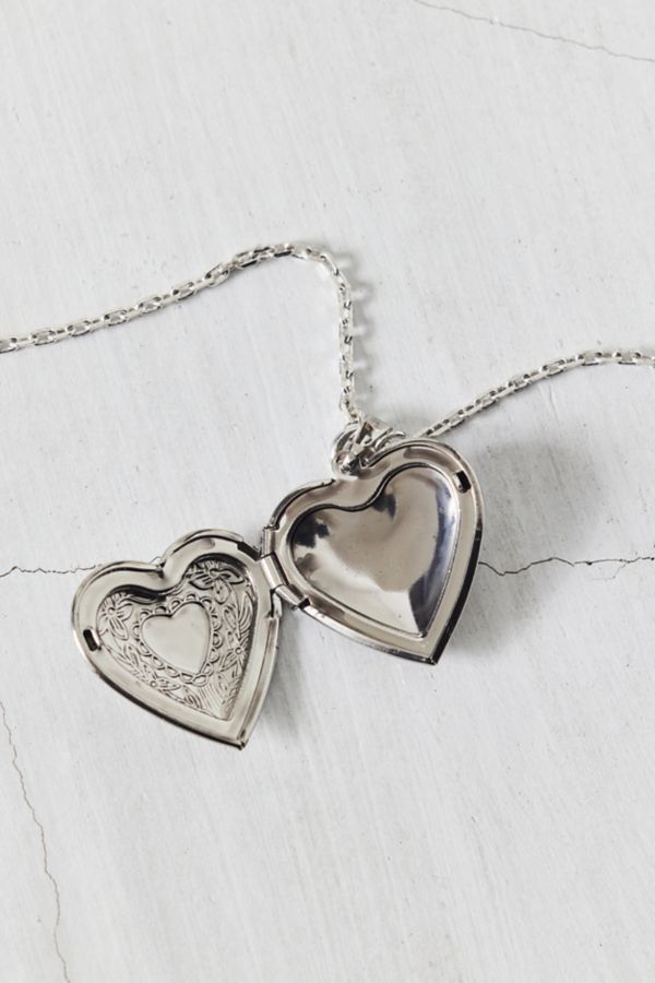 Slide View: 3: Metal Etched Heart Locket Necklace