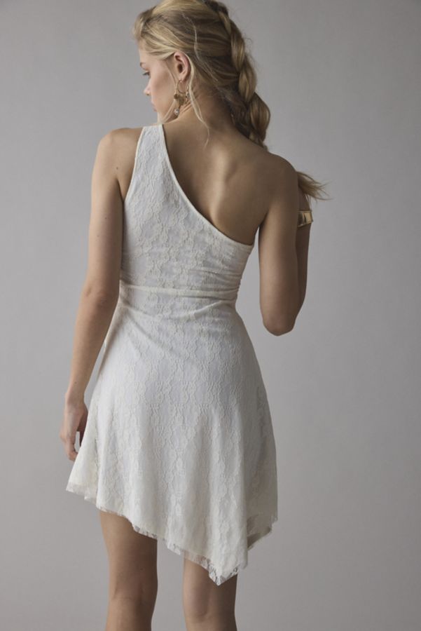 Slide View: 2: UO Michelle Lace Asymmetrical One-Shoulder Mini Dress