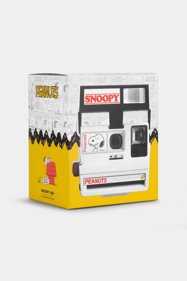 Slide View: 4: Polaroid 600 Snoopy Instant Film Camera