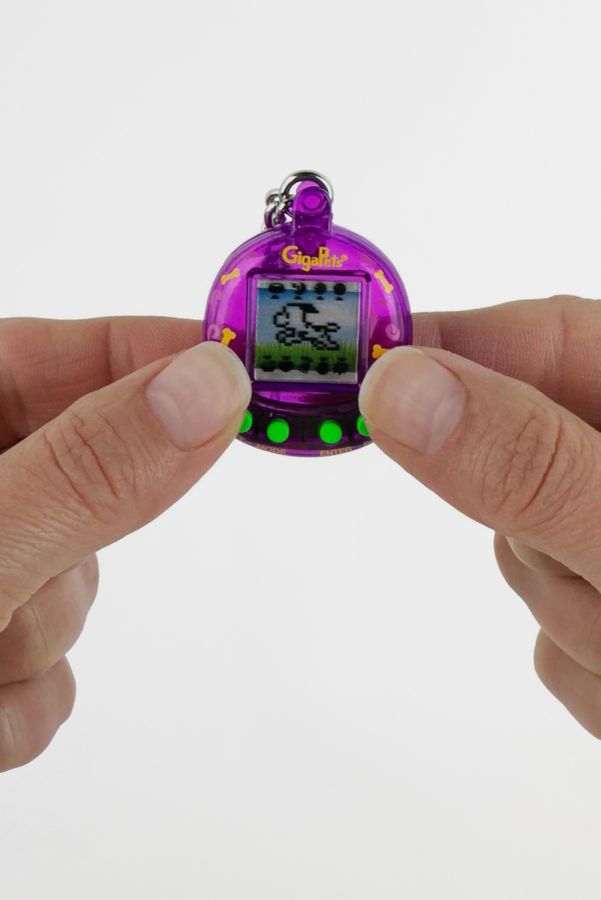 Slide View: 3: World's Smallest Gigapets Keychain