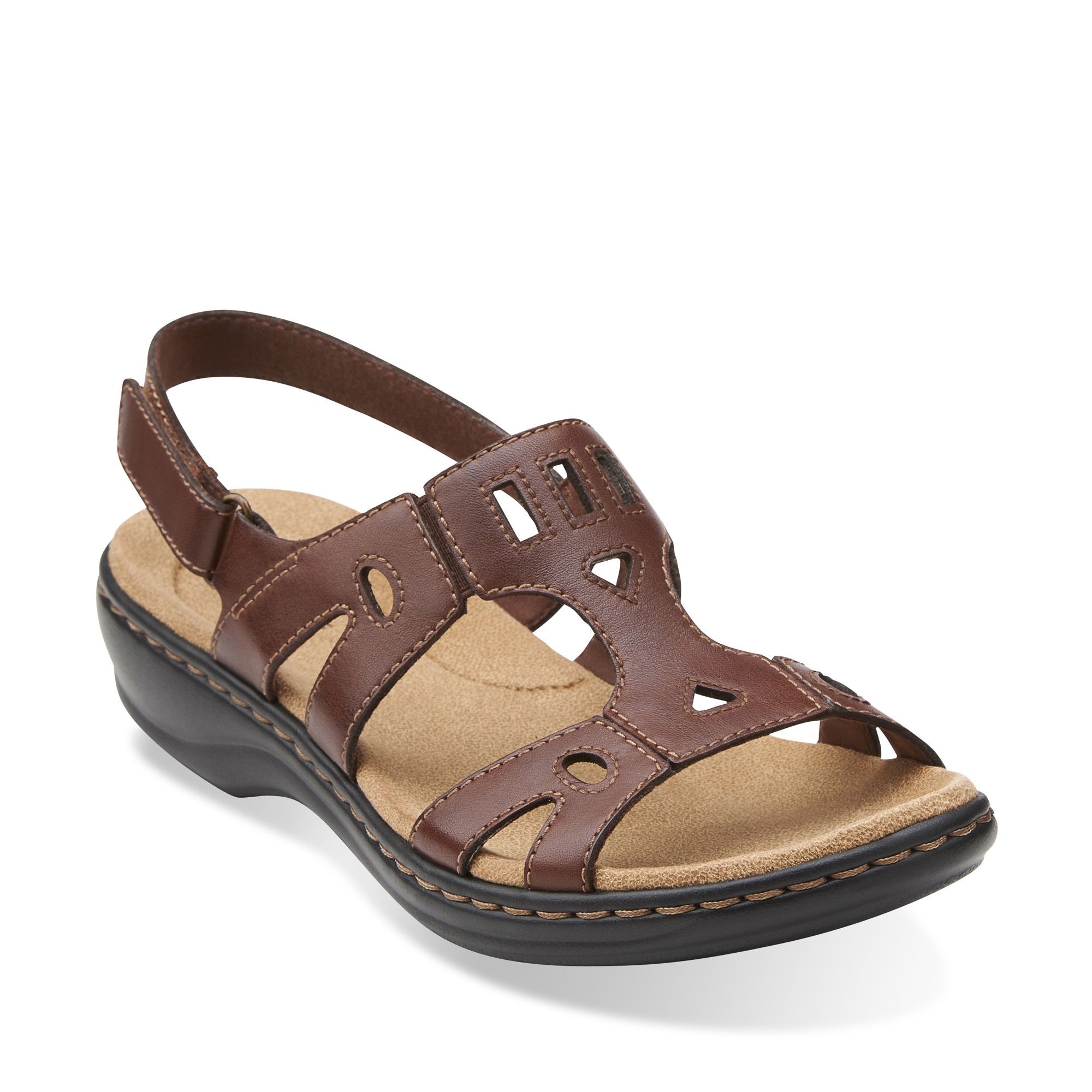 Clarks sandals hotsell wide width