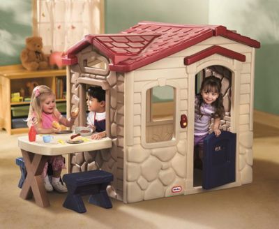 picnic on the patio playhouse