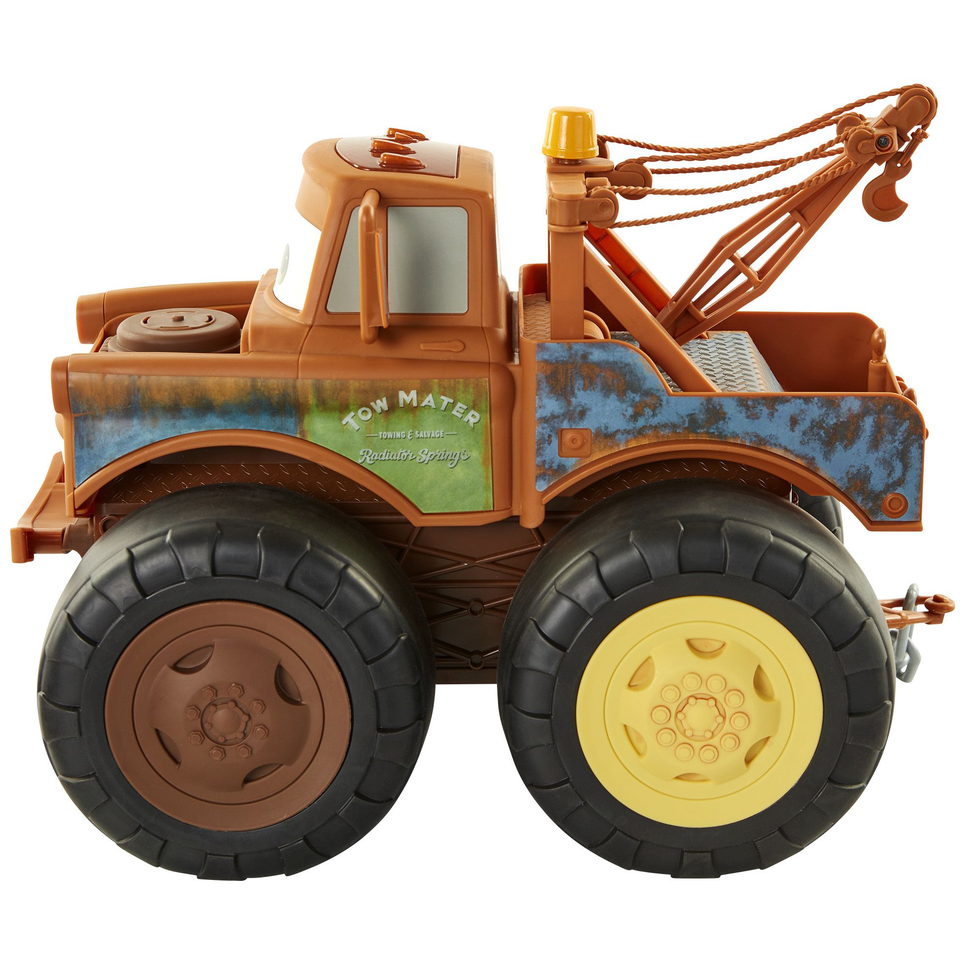 Disney pixar cars 3 tow store mater truck