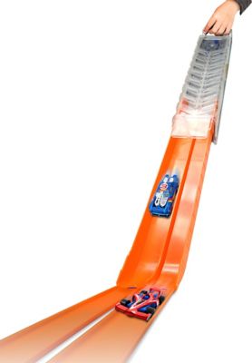 hot wheels case track