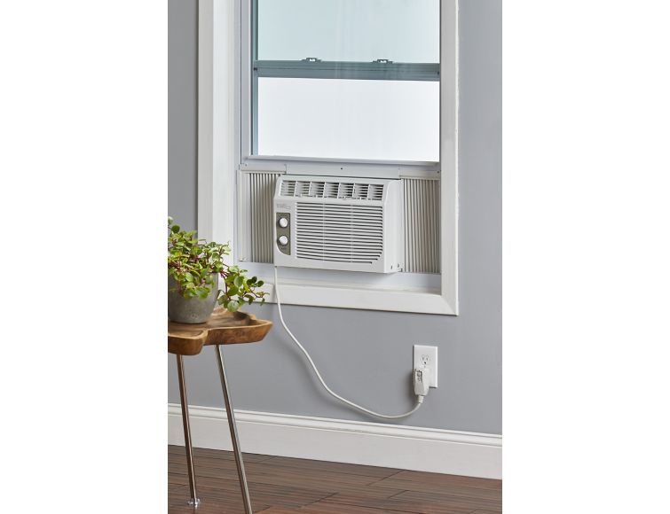 Fingerhut - BLACK+DECKER 5000 BTU Window Air Conditioner with