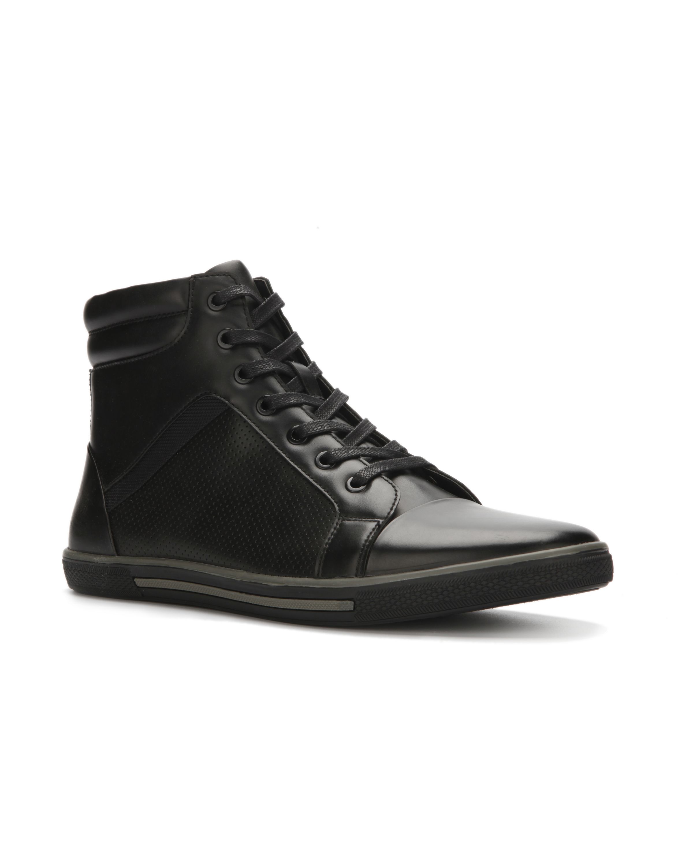 Unlisted by Kenneth Cole Men s Crown Worthy High Top Sneaker