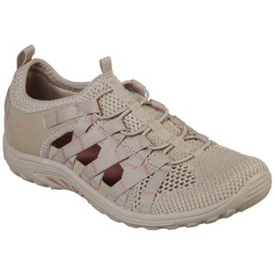 skechers womens relaxed fit shoes