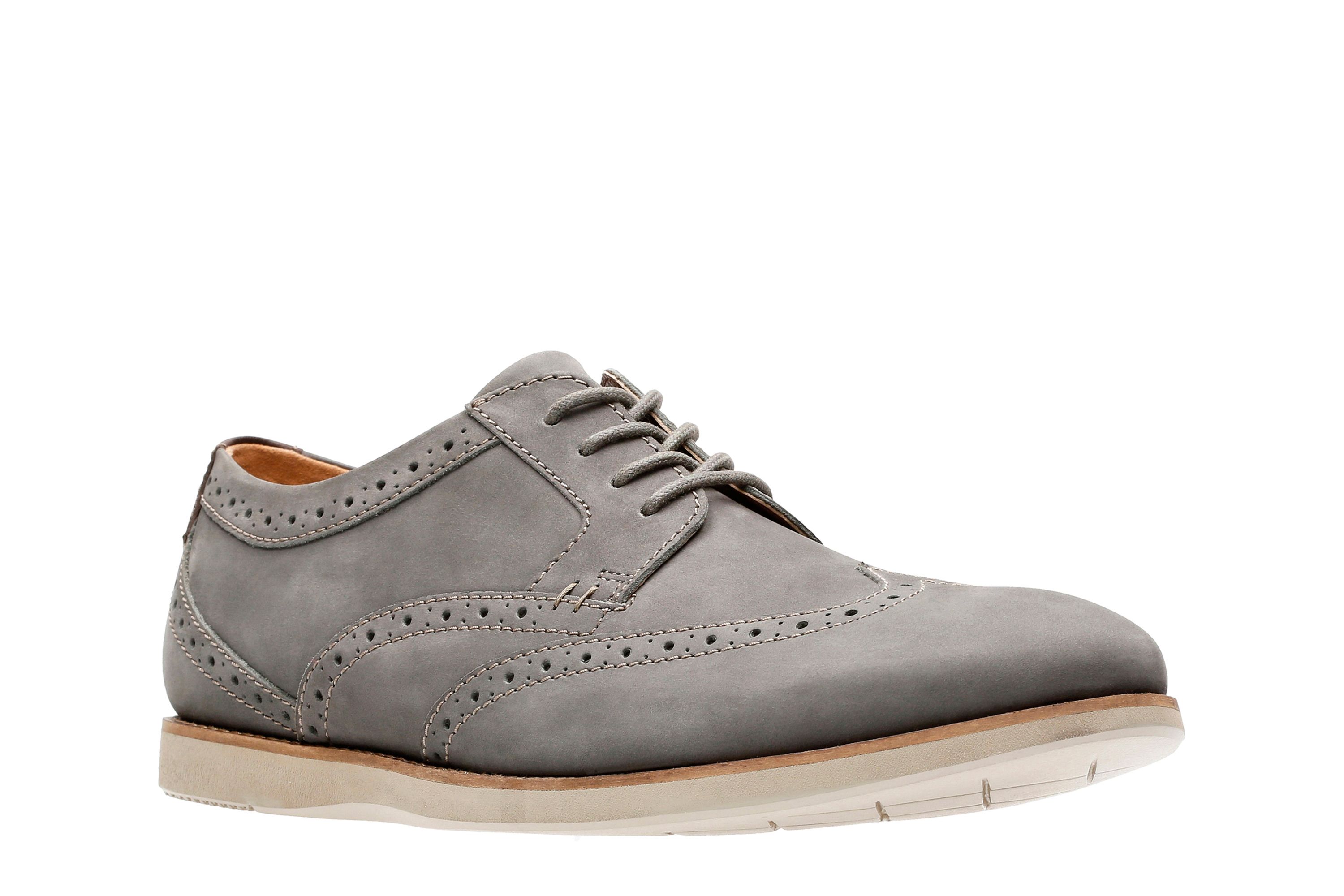 Clarks mens on sale wingtip shoes