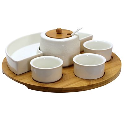 elegant serving dishes