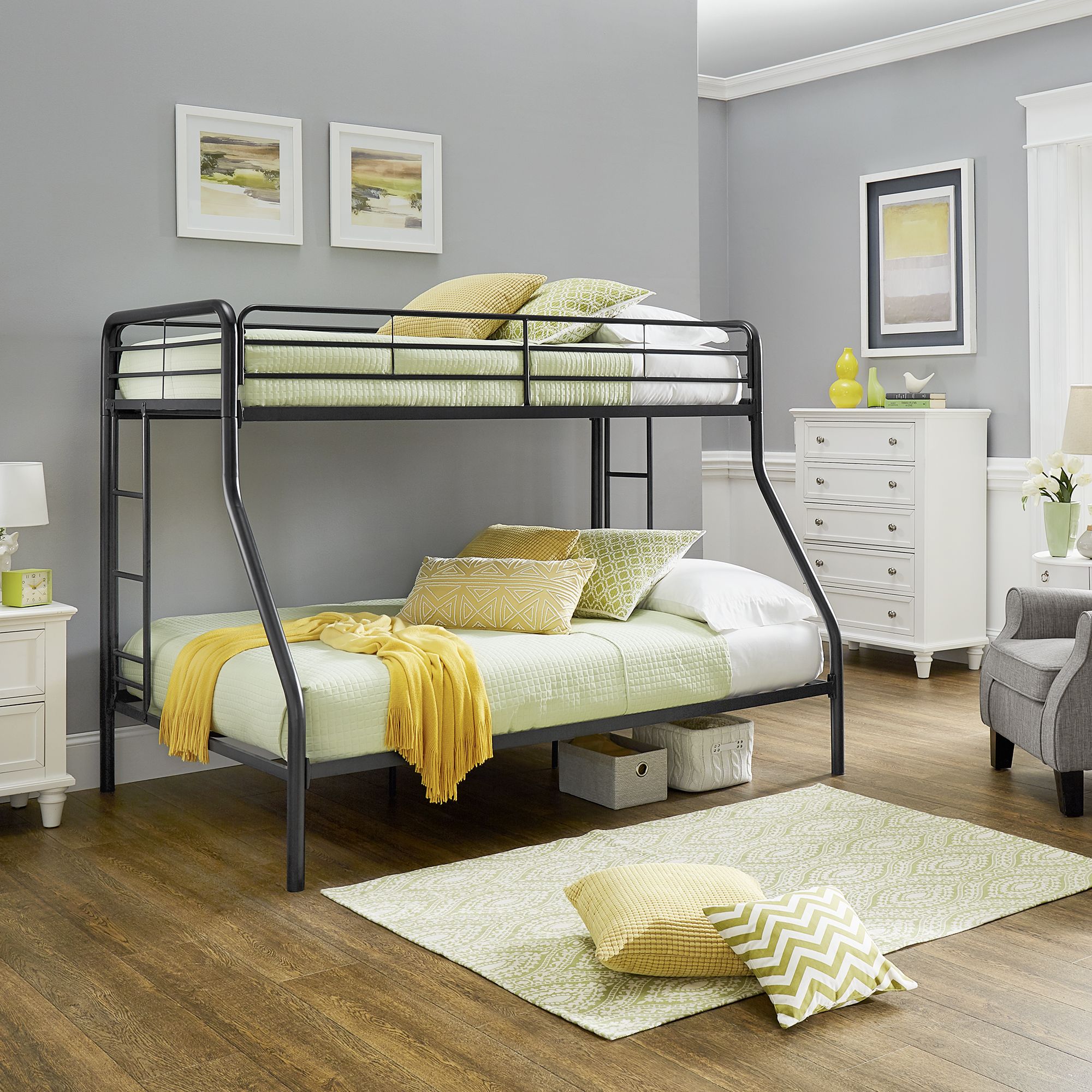 Metal twin over full bunk bed clearance with trundle