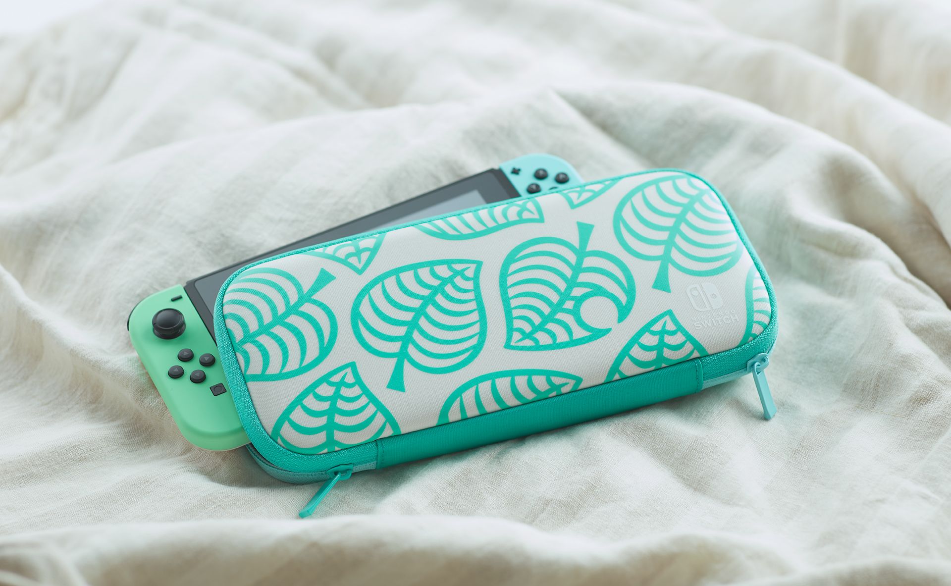 Nintendo switch carrying hot sale case animal crossing