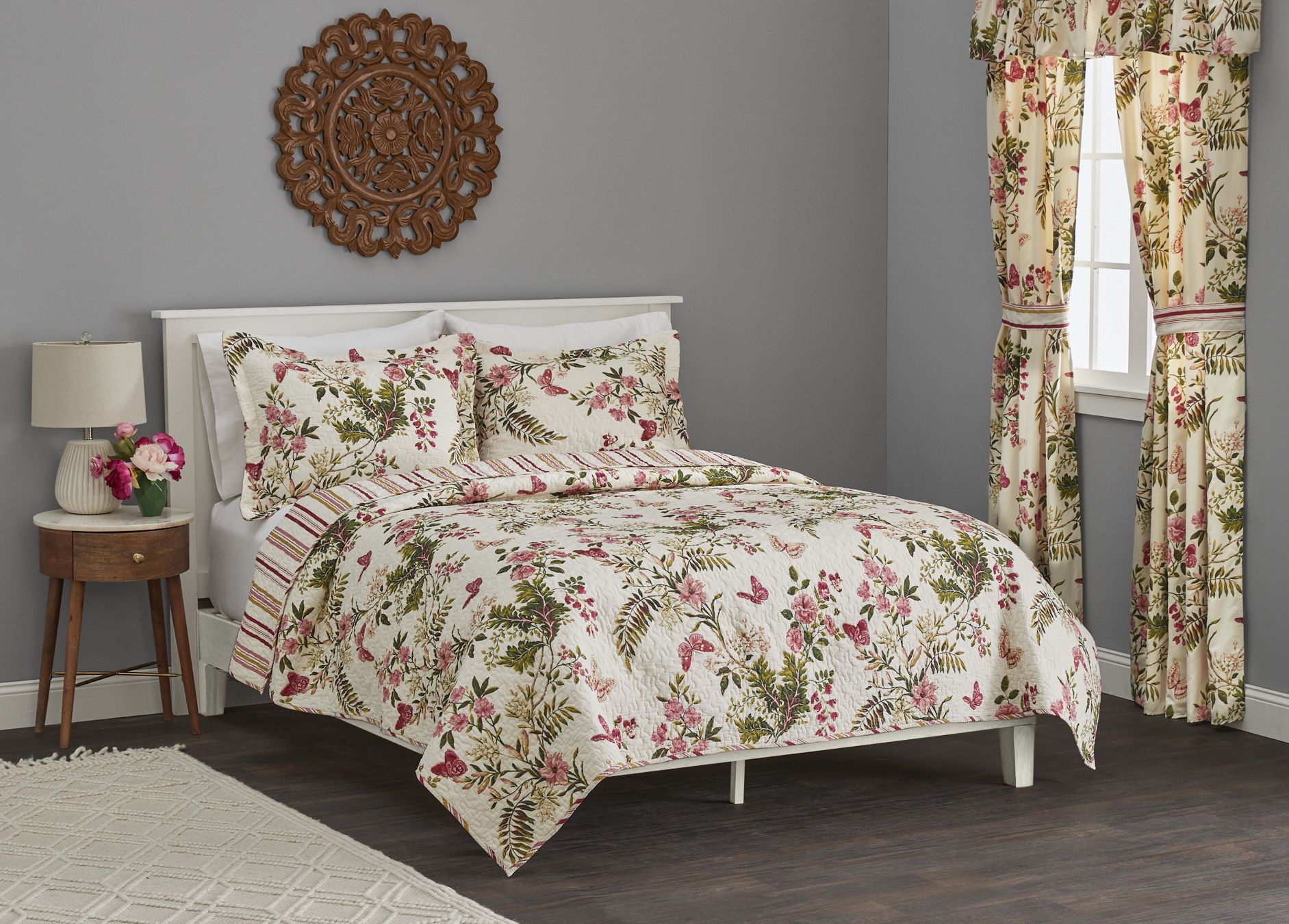 Greenland Home Butterflies 8-Pc. Quilt Bedroom Set - Full/Queen