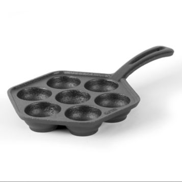 Fingerhut - Lodge 4-Pc. Cast Iron Skillet Set